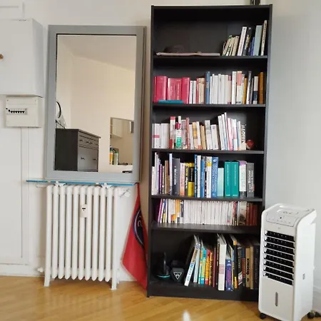 - Quartier Latin Apartment